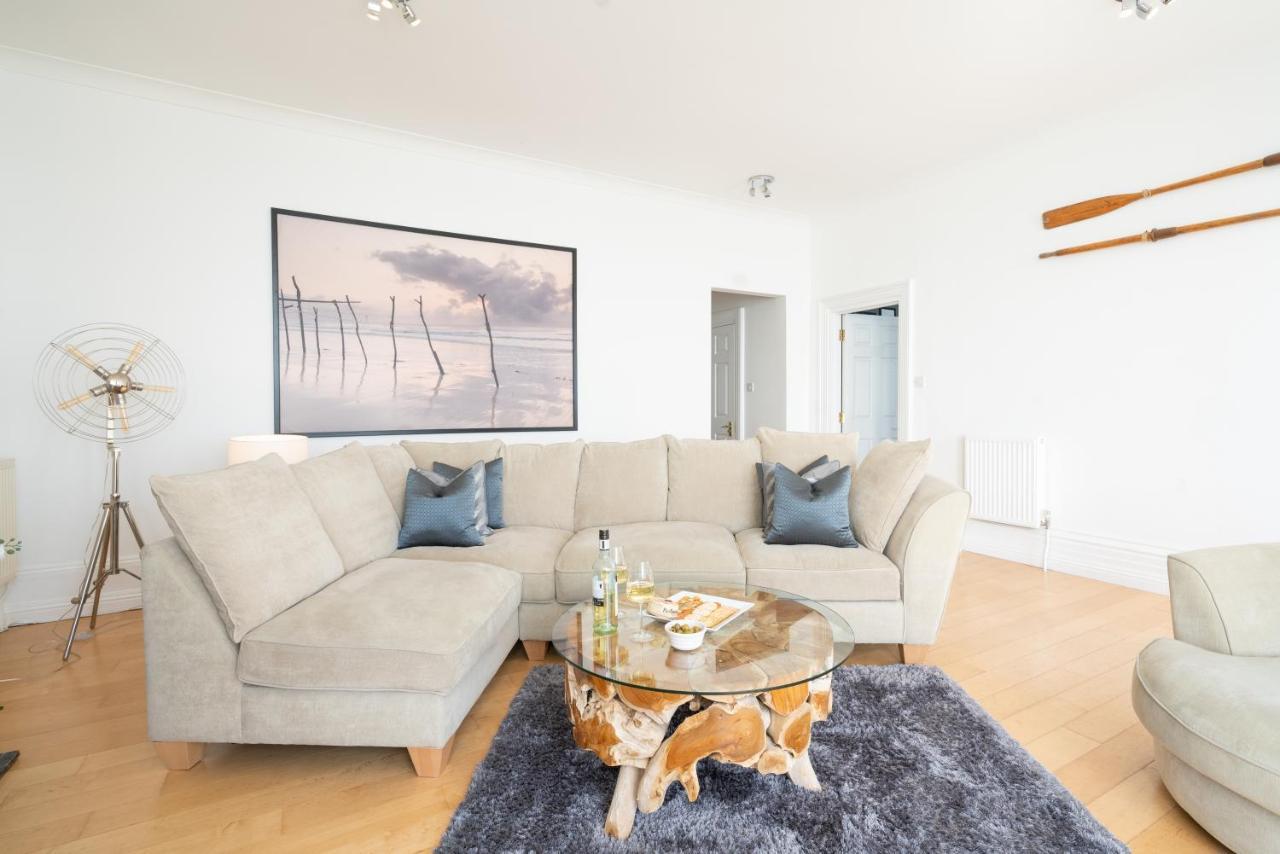 Stunning Sea Views Ventnor Apartment Exterior photo